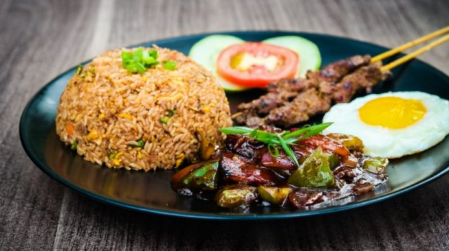 Makanan Khas Indonesia yang Mendunia: Menyelusuri Kelezatan Kuliner Nusantara hingga ke Panggung Internasional