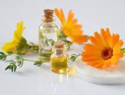 Mempersembahkan Kecantikan Alami dengan Produk Bunga Skincare: Mengungkap Rahasia Bunga-Bunga untuk Kulit yang Sehat dan Berseri