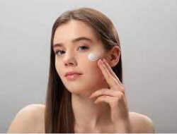 Mengatasi Kulit Kusam: Ulasan Skincare yang Efektif untuk Kulit yang Cerah dan Bersinar