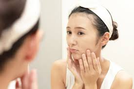 Skincare yang Efektif untuk Mengatasi Flek Hitam: Panduan Lengkap untuk Kulit yang Cerah dan Merata