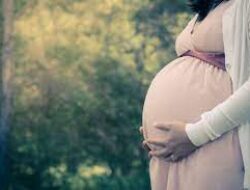 Skincare Aman untuk Wanita Hamil: Menjaga Kesehatan Kulit Selama Kehamilan